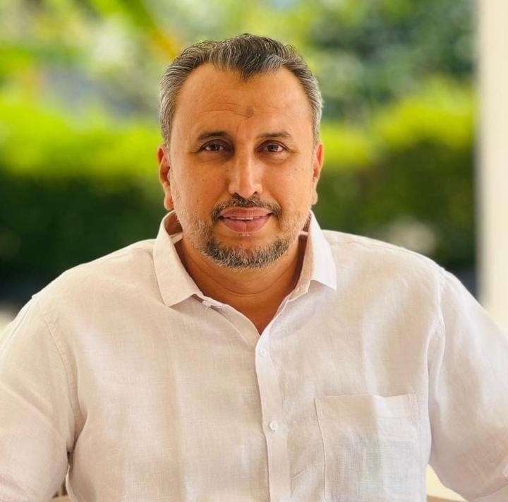 أحمد — ٤٦ سنة